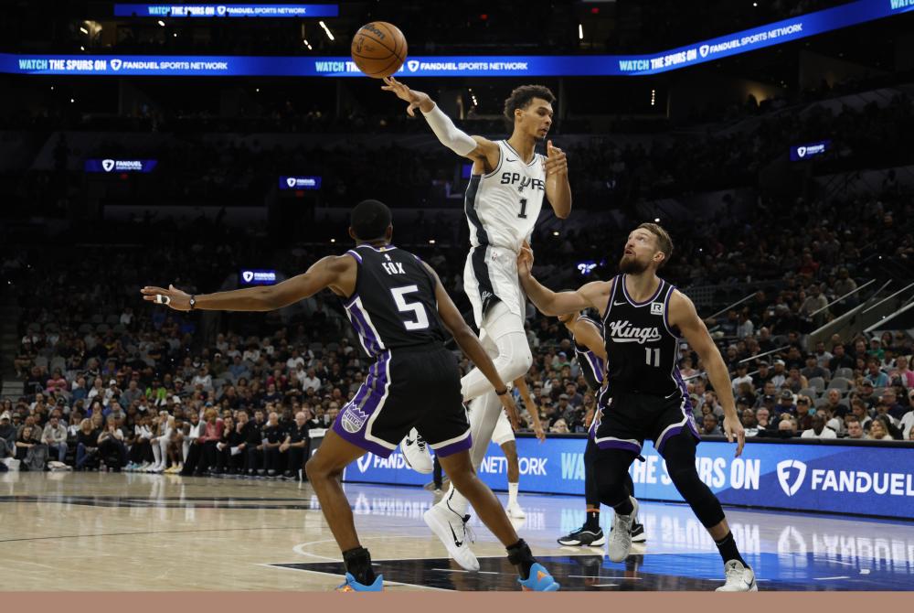 显得尤为突 显得尤为突