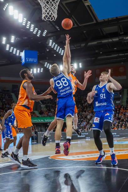 条全新的竞 条全新的竞