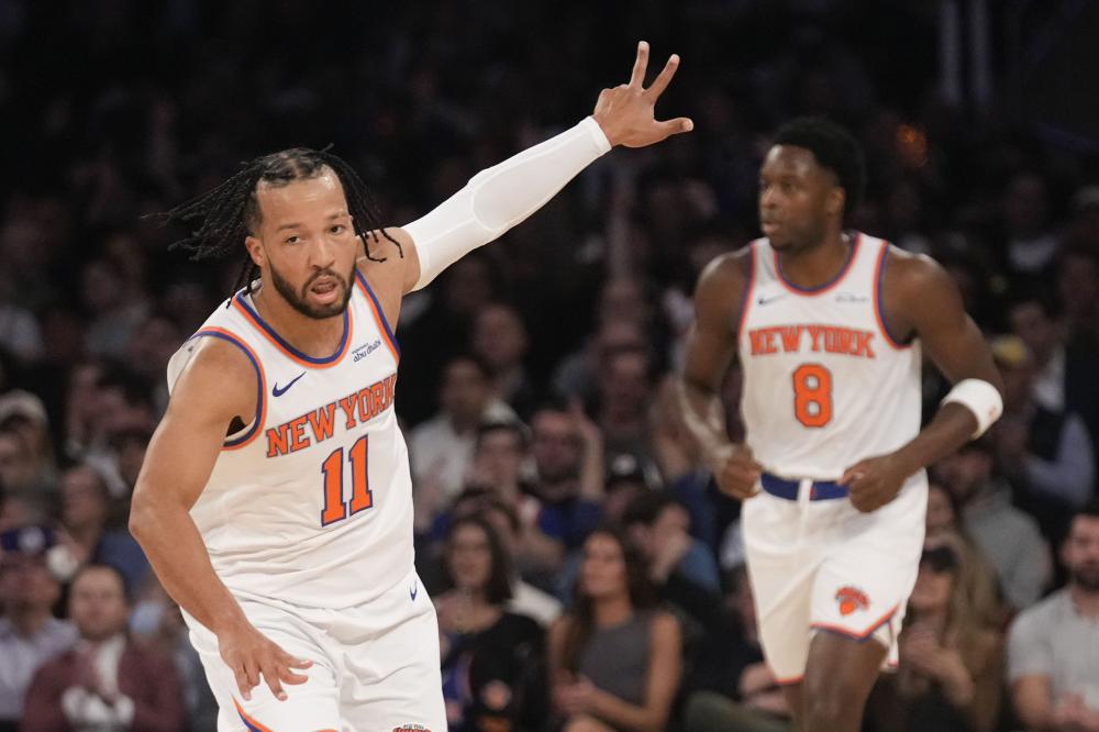 友坚信他们 友坚信他们