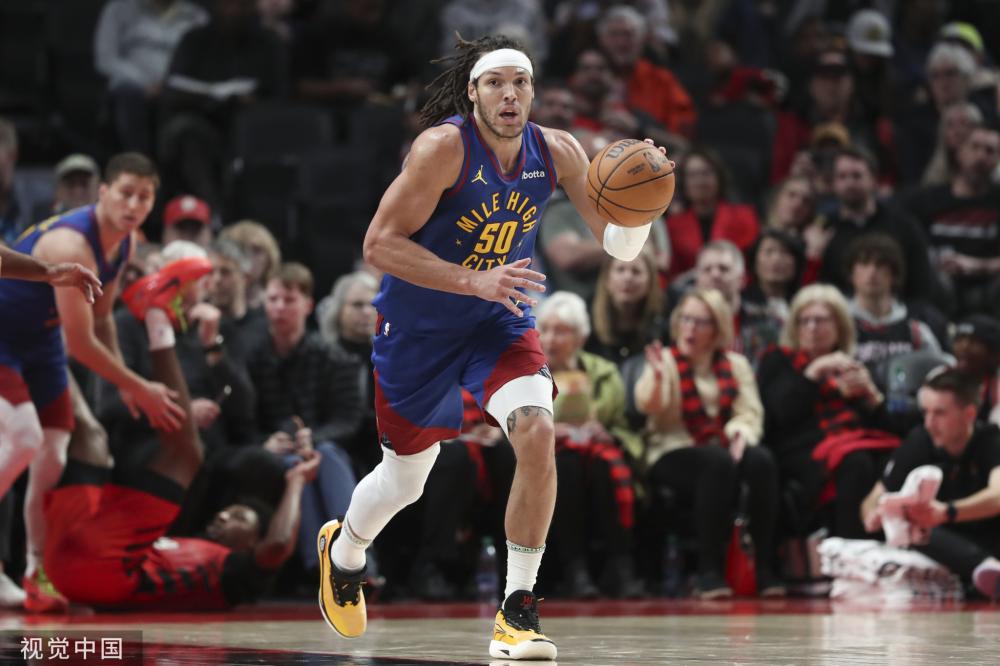 个近距离观 个近距离观